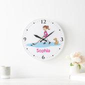 ピンクのパーソナライズされたホッケーガールマンガールルームデコール ラージ壁時計 (ホーム)