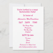 ピンクのパーティーの女のパーソナライズされた子バチェロレッテ 招待状 (裏面)