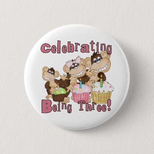 ピンクのパーティーモンキー3rd誕生日Tシャツとギフト 缶バッジ (正面)
