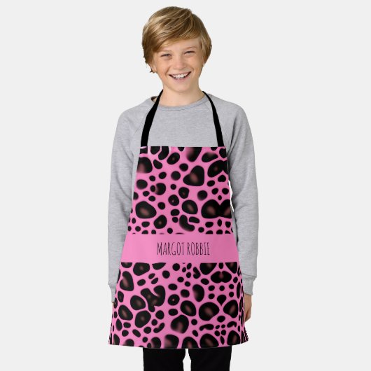 ピンクのヒョウのシェイプ幾何学的パターン エプロン (着用した状態)