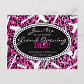 ピンクのヒョウのプリントのヘアーサロンのオープン インビテーションポストカード (正面)