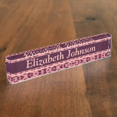 ピンクのヒョウの皮パターンは個人化なります デスクネームプレート (側面)