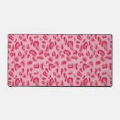 ピンクのヒョウ柄 デスクマット (正面)