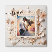 ピンクのビーチの貝殻 ラブ フォト マグネット (正面)