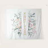 ピンクのフラッシュ フローラル ユーカリ ボタニカル ウェディング タペストリー (正面(横))