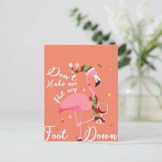 ピンクのフラミンゴの贈り物に足を置かせないように ポストカード (スタンド正面)