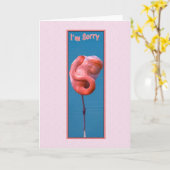 ピンクのフラミンゴを巻き付けてごめんなさい カード (黄色い花)