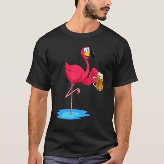 ピンクのフラミンゴ飲みビールドライカー夏の雰囲気 Tシャツ (正面)