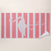 ピンクのフラミンゴ ビーチタオル (正面)