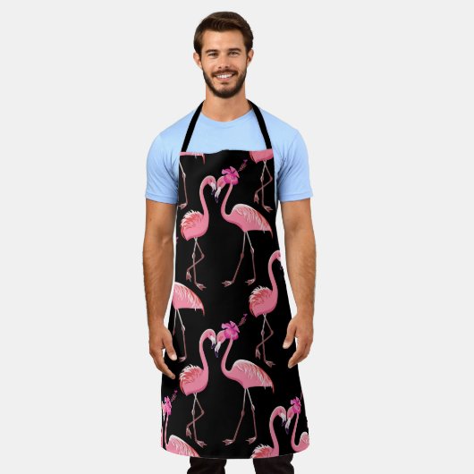 ピンクのフラミンゴ:黒い背景ヴィンテージ エプロン (着用した状態)