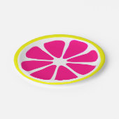 ピンクのフルーツの切れの質 ペーパープレート (アングル)