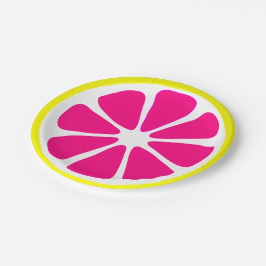 ピンクのフルーツの切れの質 ペーパープレート (アングル)