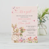 ピンクのフローラいくつかのバニーは赤ちゃんシャワーの途中にある 招待状 (スタンド正面)
