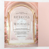 ピンクのフローラおとぎ話の城結婚すべて 三つ折り招待状 (内部最初)