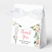 ピンクのフローラはすぐにウィスクされる遠くにブライダルシャワー フェイバーボックス (正面サイド)