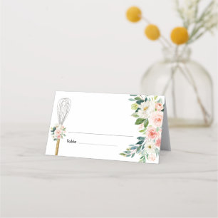 ピンクのフローラはすぐにウィスクされる遠くにブライダルシャワー プレイスカード