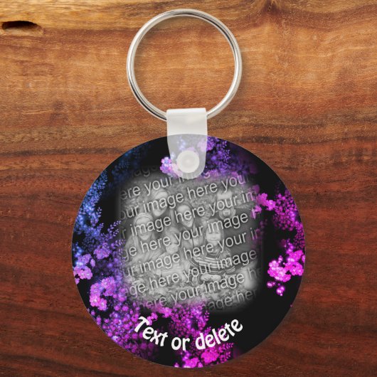 ピンクのフローラアートあなたの写真パーソナライズされた キーホルダー (裏面)