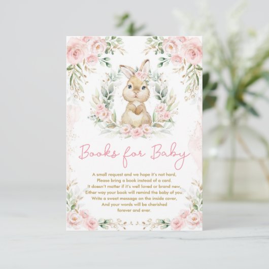 ピンクのフローラウサギの本のためのベビーガール エンクロージャーカード (スタンド正面)