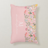 ピンクのフローラガーリーシックなモノグラム名パーソナライズされた アクセントクッション (正面(垂直))