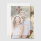 ピンクのフローラクロス宗教少女ファースト・コミュニオン ベラム紙招待状 (オフセット (カップル))