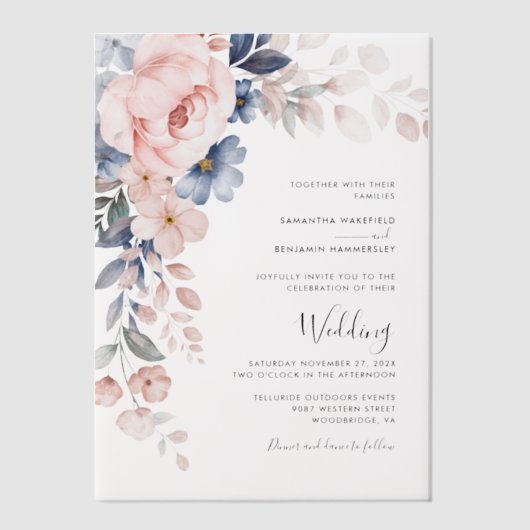 ピンクのフローラスクリプトの結婚水色 ベラム紙招待状 (正面)