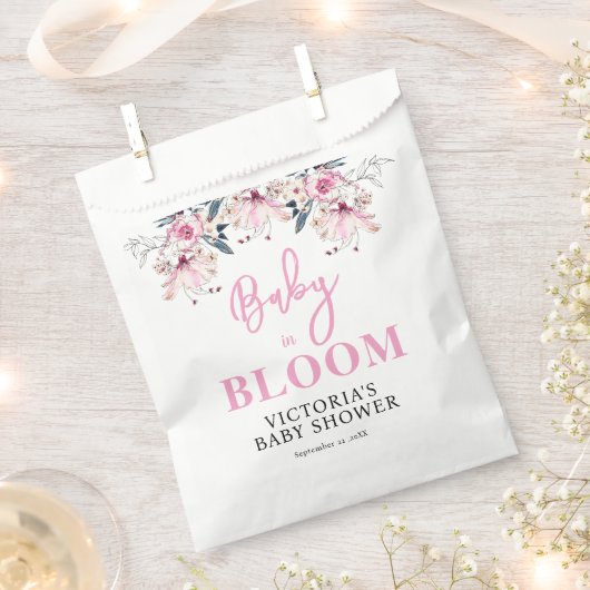 ピンクのフローラベビーシャワーへようこそ フェイバーバッグ (クリップ留めされた状態)