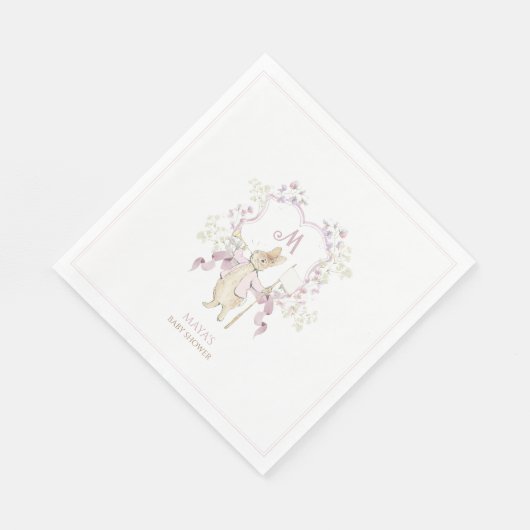 ピンクのフローラペーターザラビットモノグラムベビーシャワー スタンダードランチョンナプキン (角)