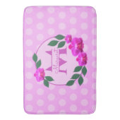ピンクのフローラヴィンテージパーソナライズされた名イニシャル バスマット (正面縦)