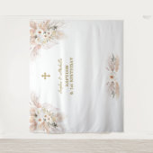 ピンクのフローラ女の子ツインズ1歳の誕生日バプテスマ タペストリー (正面)