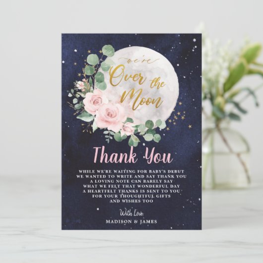 ピンクのフローラ我々は月の女の子の赤ちゃんシャワー上にある サンキューカード (スタンド正面)