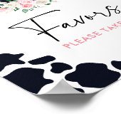 ピンクのフローラ牛の誕生日の好意サイン ポスター (角)