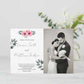 ピンクのフローラ結婚式招待状と写真 招待状 (スタンド正面)