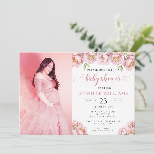 ピンクのフローラ赤ちゃん女の子のシャワーフォトカードの招待状 招待状 (スタンド正面)
