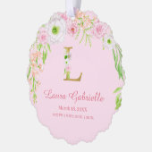 ピンクのフローラ金ゴールドレター"L"モノグラム誕生統計 オーナメントカード (左)