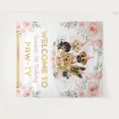 ピンクのフワフワ花の子犬 犬 赤ちゃんの女の子 ウェルカム タペストリー (正面(横))