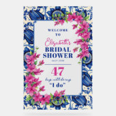 ピンクのブゲンビリアと青いタイルのウェディングシャワー歓迎 アクリルサイン (正面)