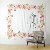 ピンクのブッシュの花が咲くウェディングシャワーまたはパーティー タペストリー (インサイチュ(横))