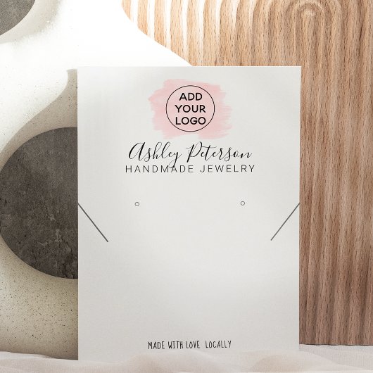 ピンクのブラシストロークのロゴジュエリーイヤリングのネックレス 名刺