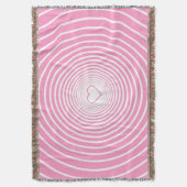 ピンクのブランケットとハート – 色の選択 スローブランケット (正面縦)