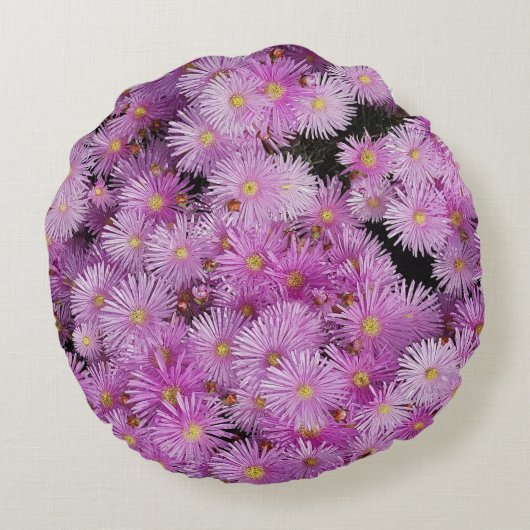 ピンクのブリスハギー枕 ラウンドクッション (裏面)