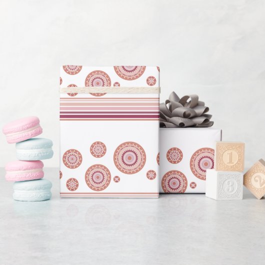 ピンクのブルゴーニュと白 ラッピングペーパー (ベビーシャワー)