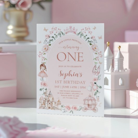 ピンクのプリンセスのフェアリーテイル 1歳の誕生日 招待状