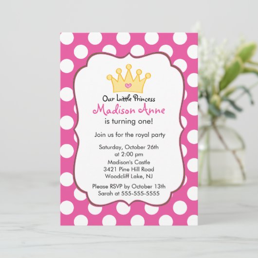 ピンクのプリンセスの王冠の誕生日のパーティの招待状 招待状 (スタンド正面)