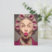 ピンクのヘアカーラーで遊び心あふれる高級感 ポストカード (スタンド正面)