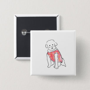 ピンクのベストを着た愛らしい手描きの白いふわふわ犬 缶バッジ
