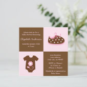 ピンクのベビーの靴と洋服のベビーシャワー 招待状 (スタンド正面)