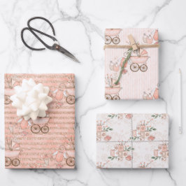 ピンクのベビーガールキャリッジと玩具 ラッピングペーパーシート