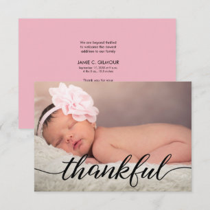 ピンクのベビー発表Thankful Script, black type 招待状