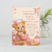ピンクのベーキングベアの7歳の誕生日パーティー 招待状 (スタンド正面)
