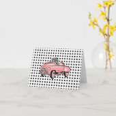 ピンクのペダル車(b. 1920年、D. 1960年)の挨拶状 カード (黄色い花)